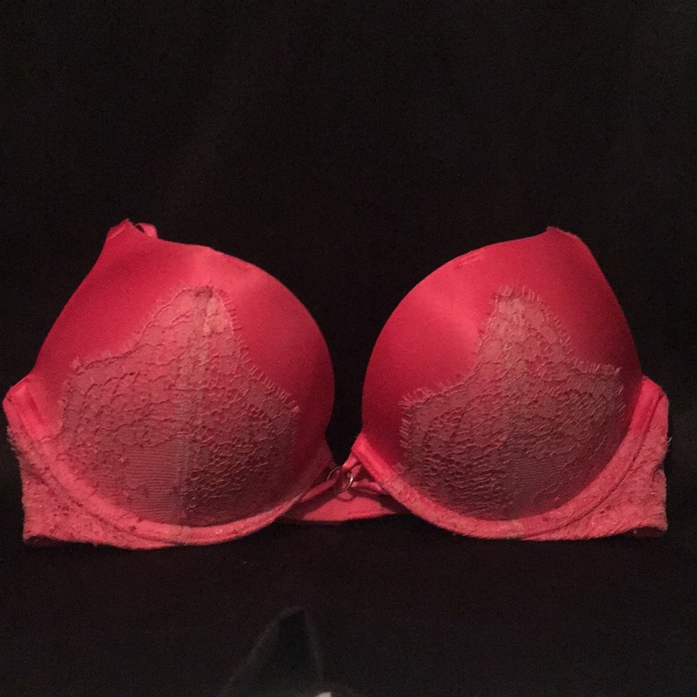 Hot pink Victoria secret bombshell bra